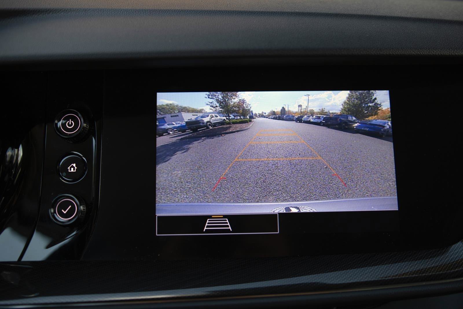 Used 2021 Buick Envision Preferred image 11