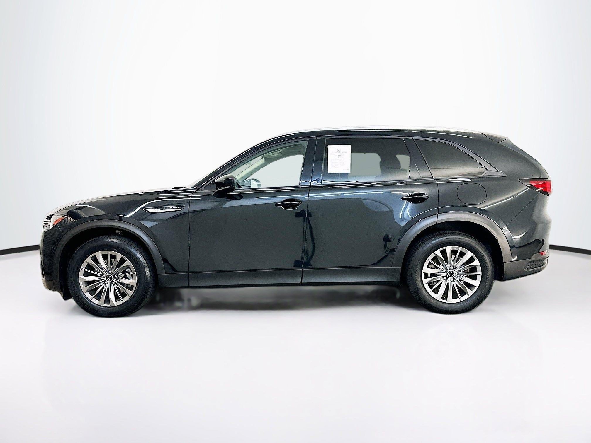 Used 2025 MAZDA CX-90 Plug-In Hybrid w/ Preferred AWD/4WD image 2