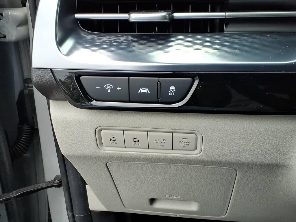 Used 2022 Kia Carnival SX Prestige FWD image 38