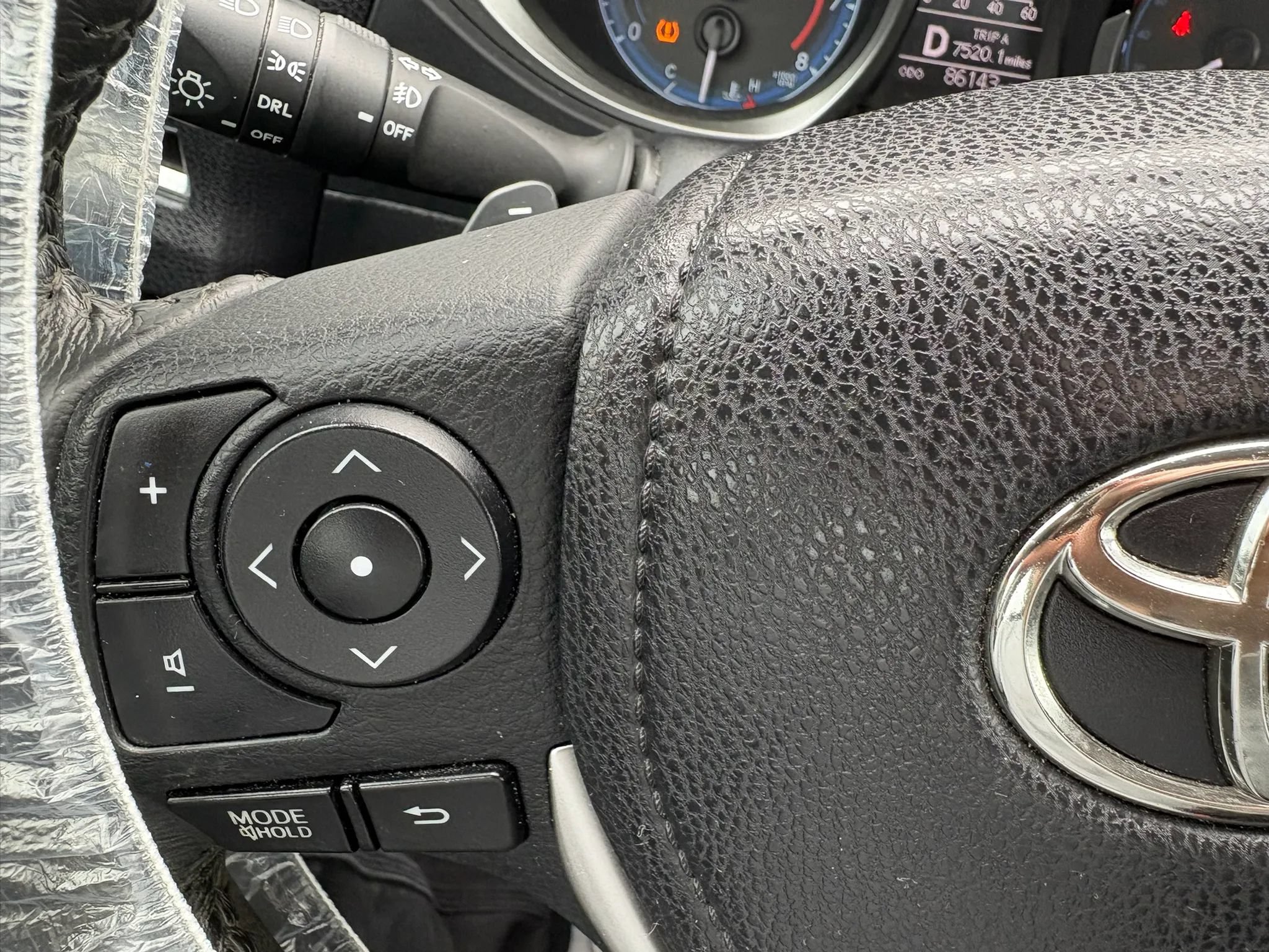 Used 2014 Toyota Corolla S FWD image 12