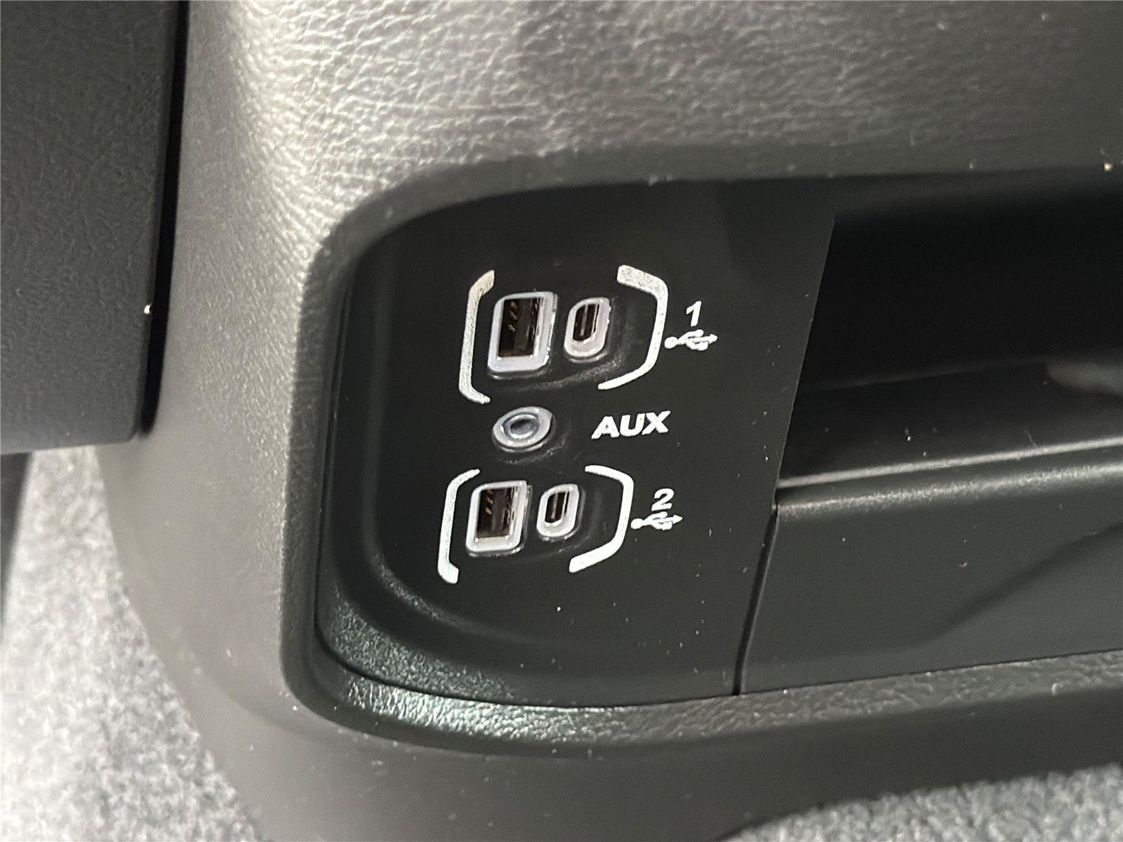 Used 2026 RAM 2500 Big Horn AWD/4WD image 32