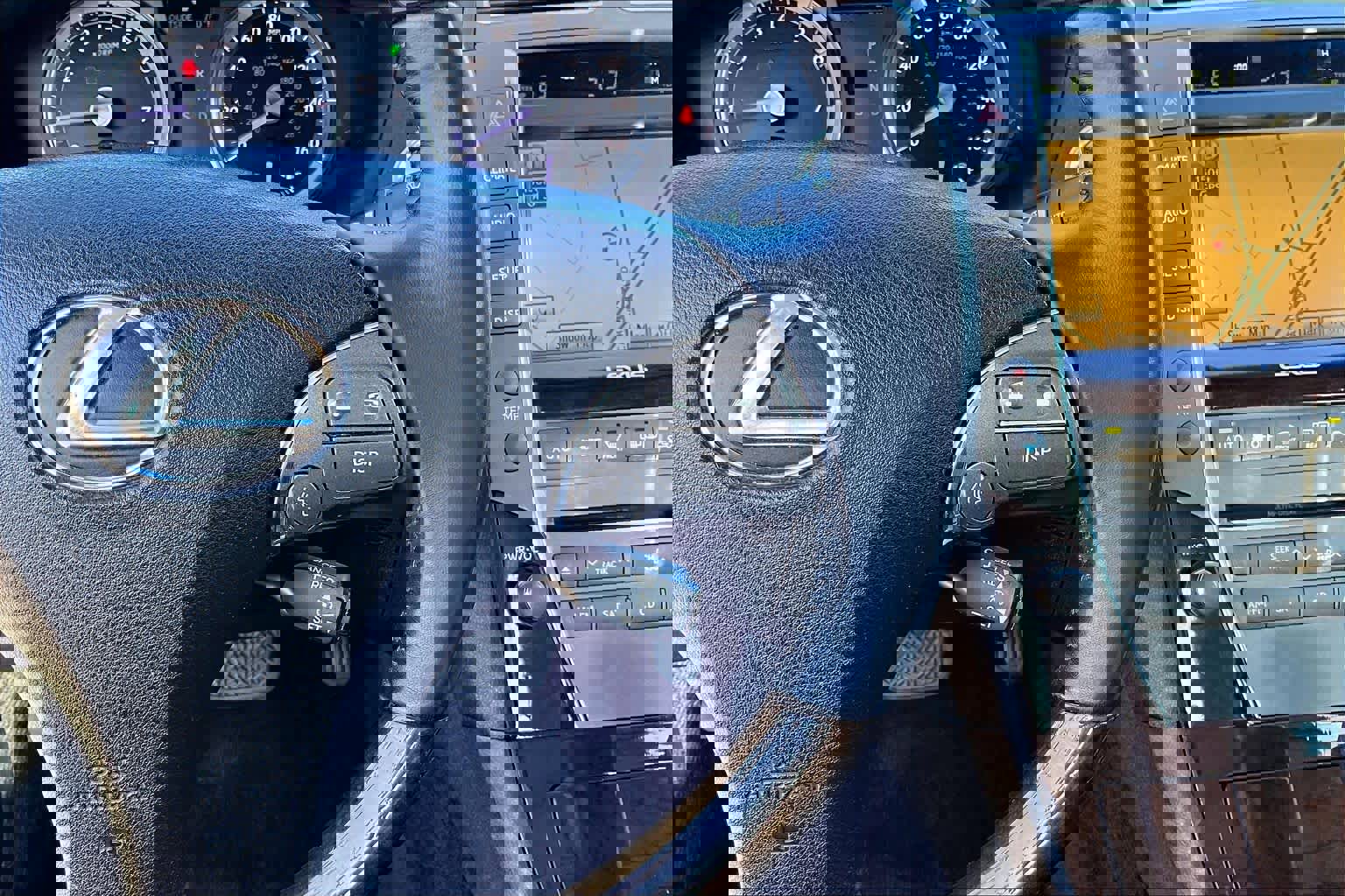 Used 2012 Lexus ES 350 image 23