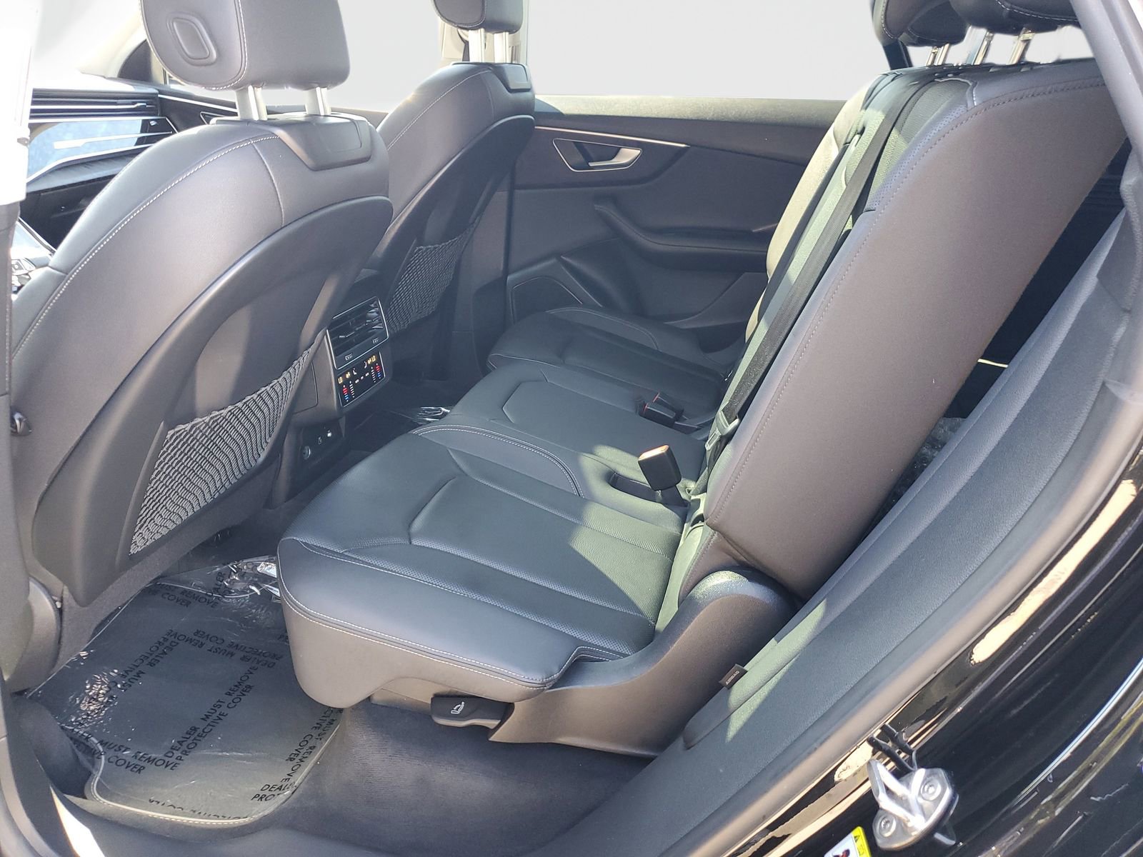 Used 2023 Audi Q8 Premium Plus w/ Premium Plus Package image 15