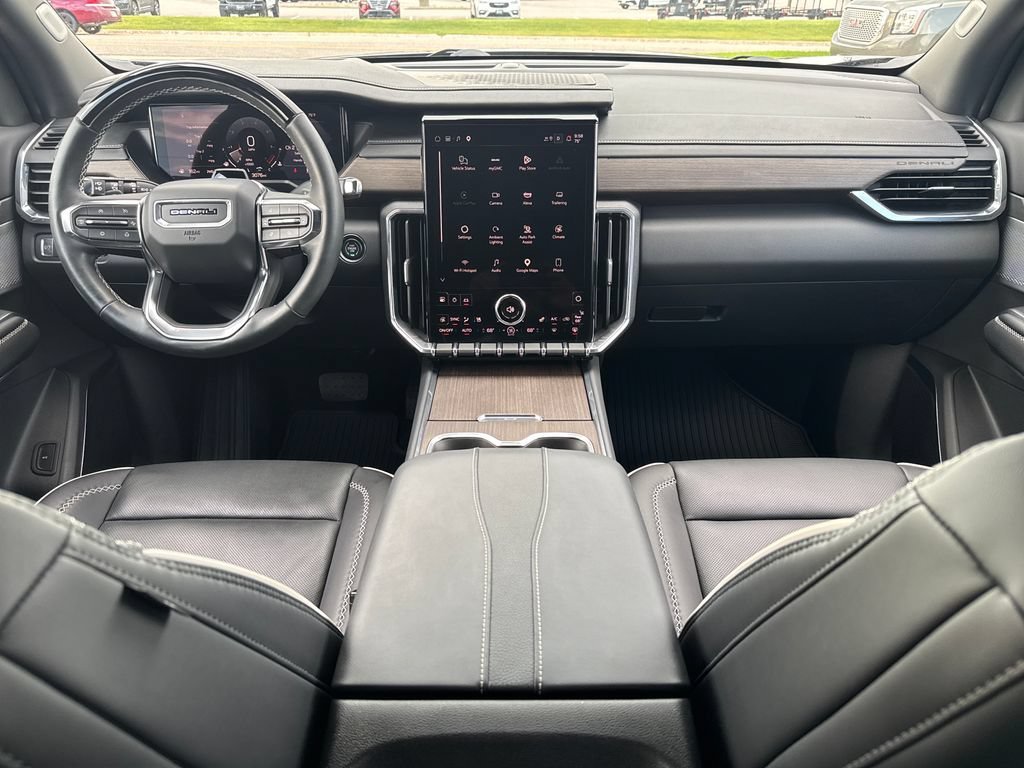 Certified 2025 GMC Acadia Denali w/ Super Cruise Package AWD/4WD image 18