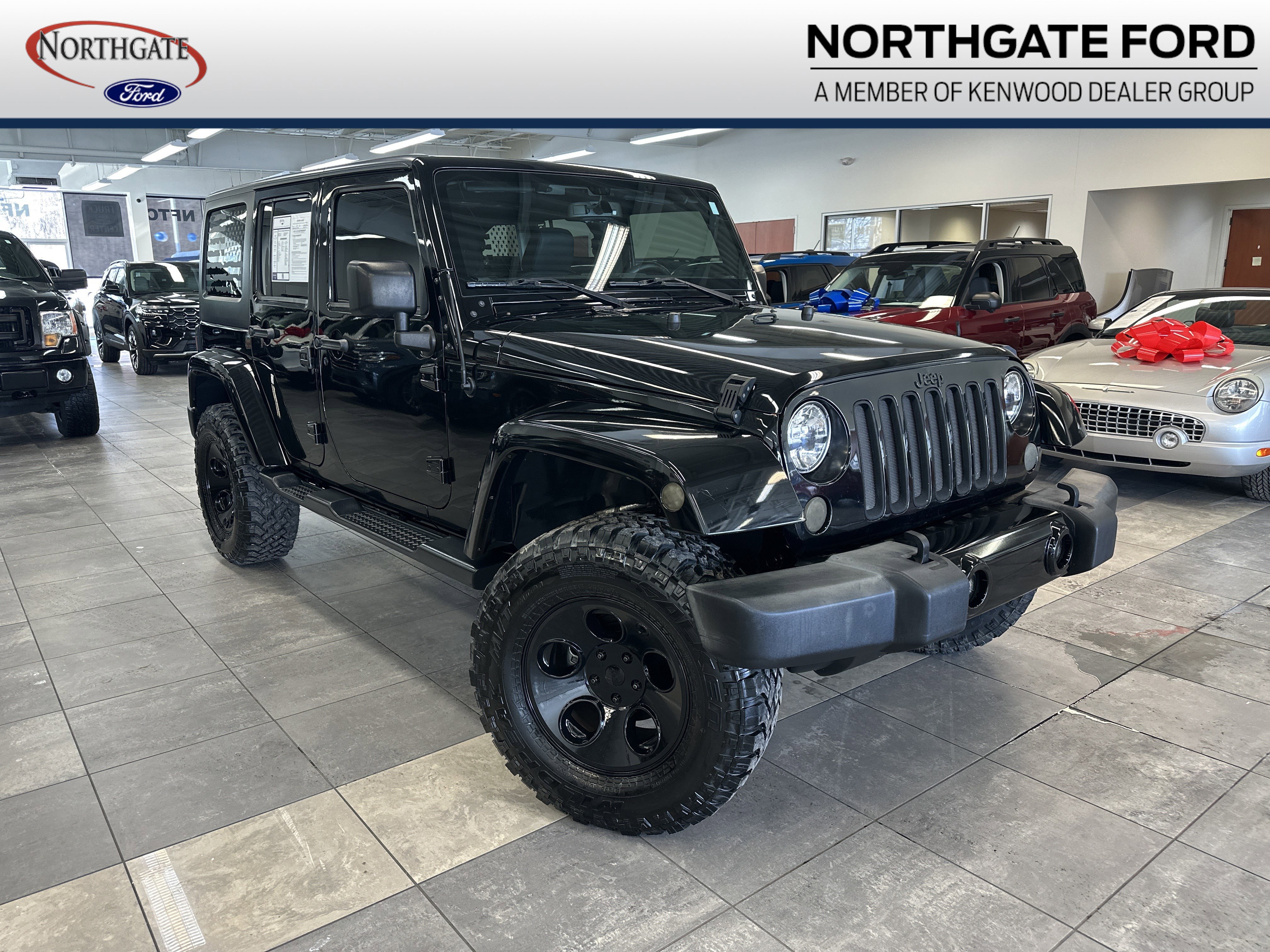 Used 2016 Jeep Wrangler Unlimited Sahara w/ Dual Top Group