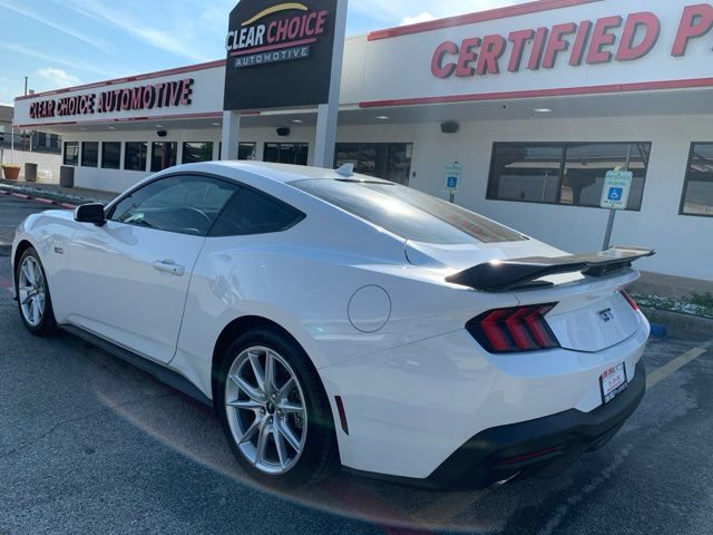 Used 2024 Ford Mustang GT Premium RWD image 2