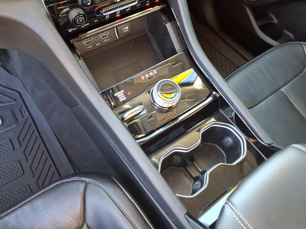 Used 2023 Jeep Grand Cherokee Limited w/ Luxury Tech Group II image 60