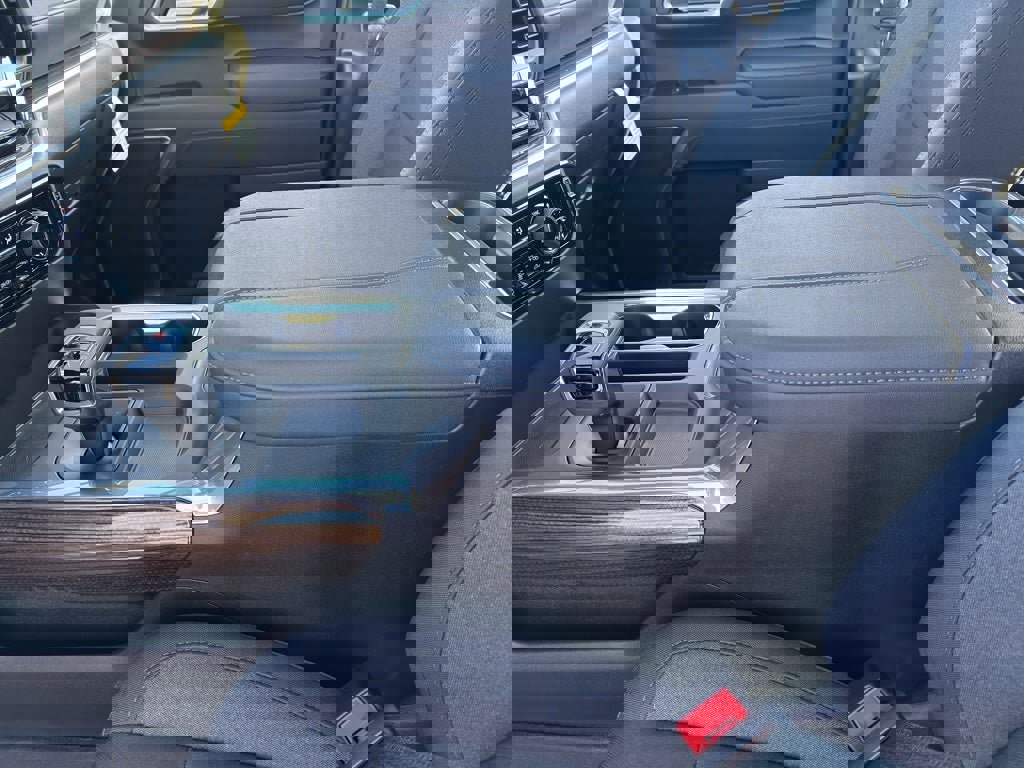 New 2026 Chevrolet Silverado 1500 LT w/ Z71 Off-Road Package image 15