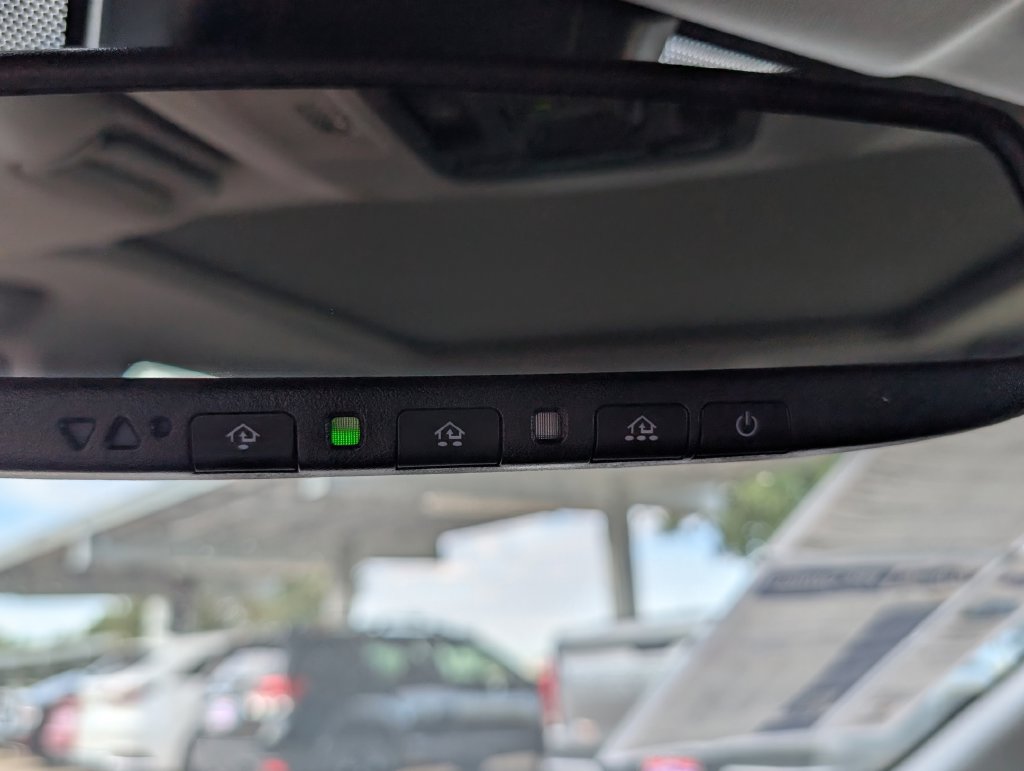 Used 2022 Toyota Camry XSE AWD/4WD image 11