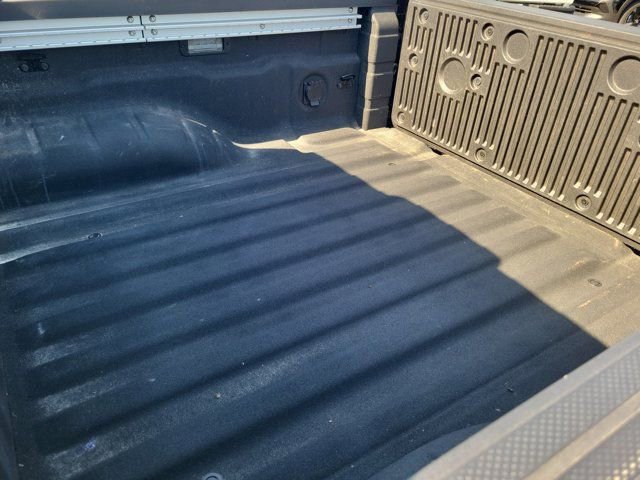 Certified 2024 Nissan Frontier SL w/ Technology Package image 15