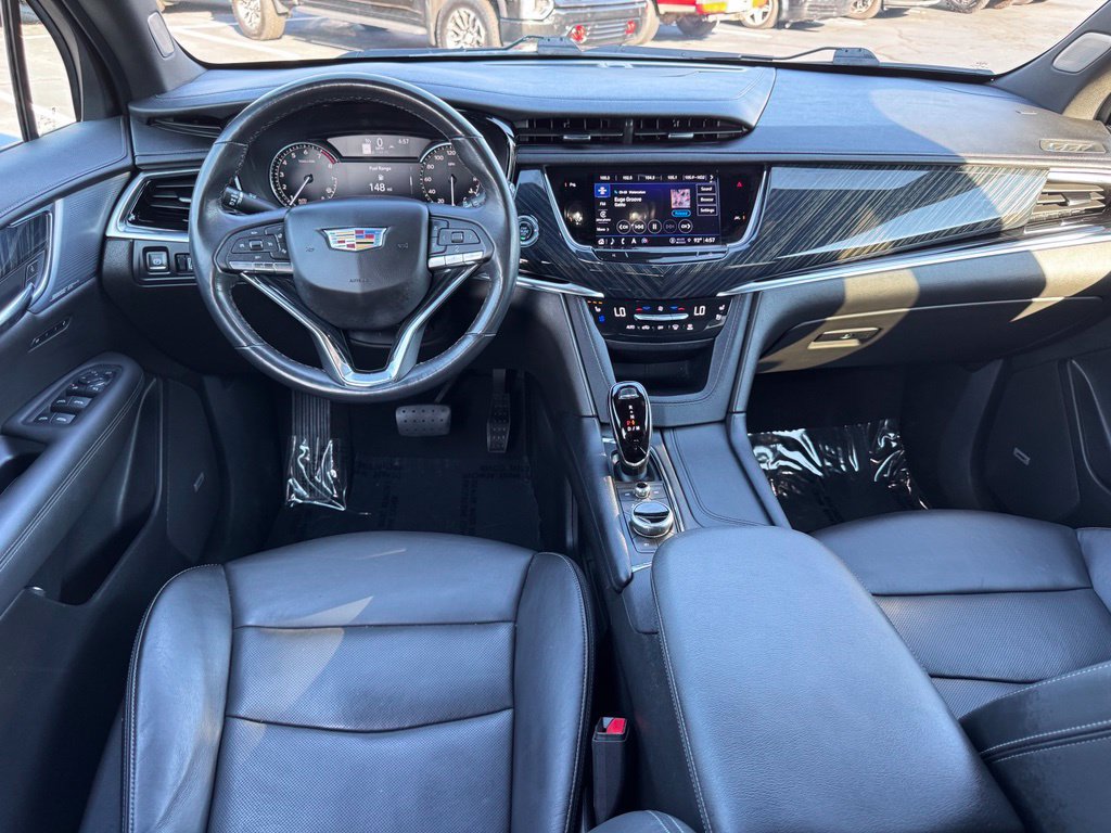 Used 2024 Cadillac XT6 Premium Luxury AWD/4WD image 5