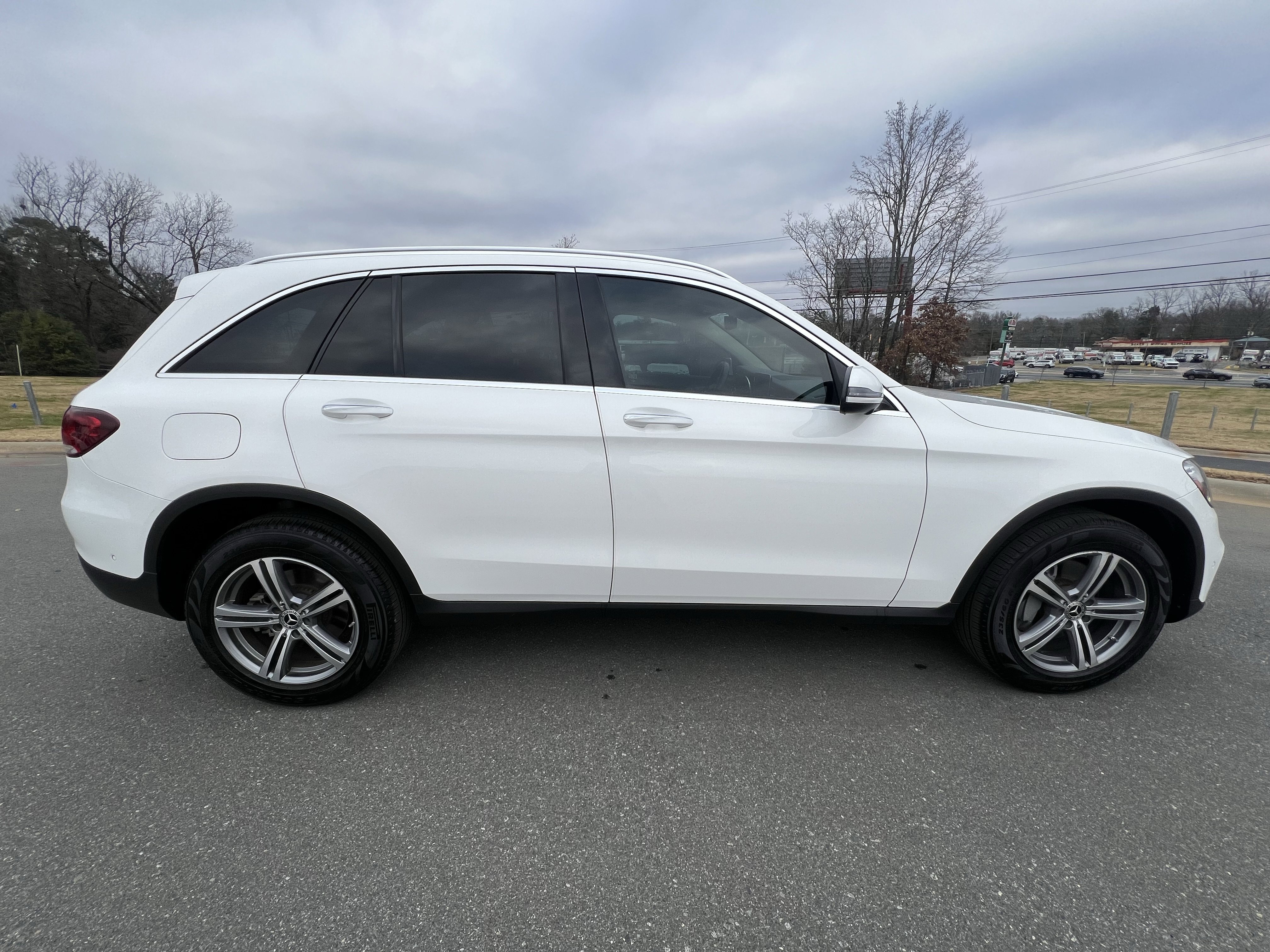 Used 2022 Mercedes-Benz GLC 300 image 10