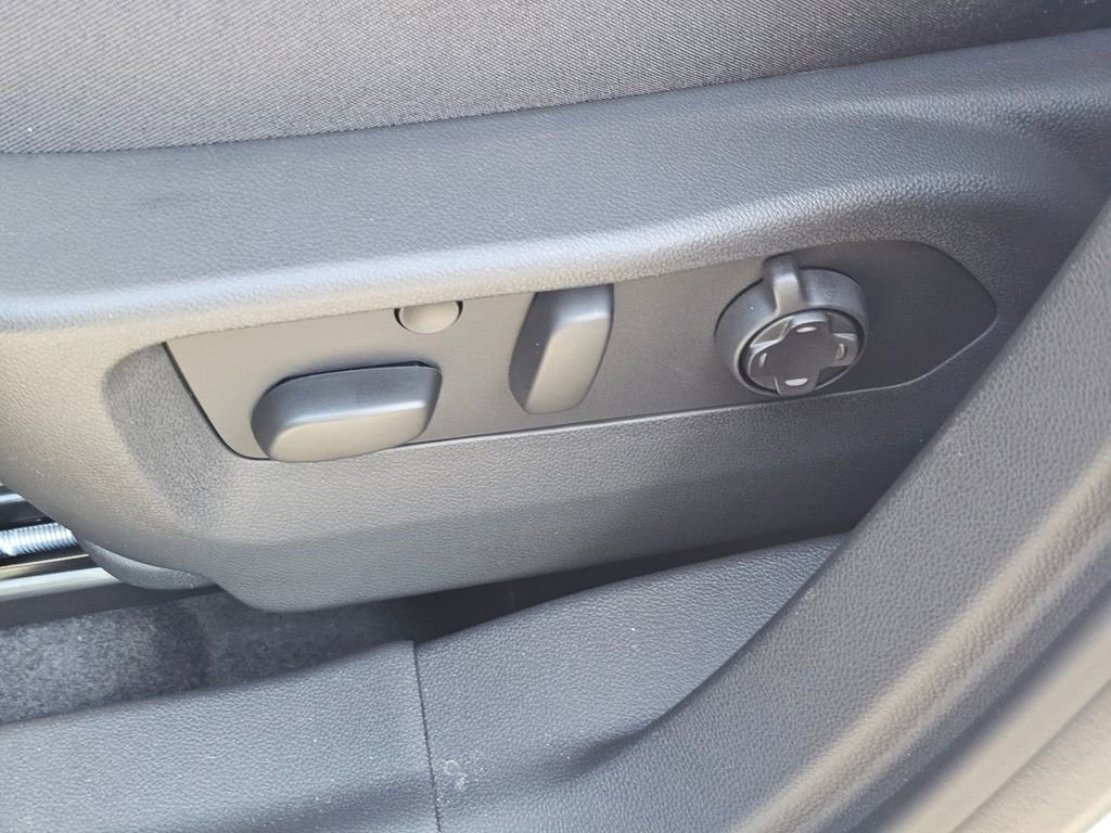 New 2026 Buick Envision Avenir image 23