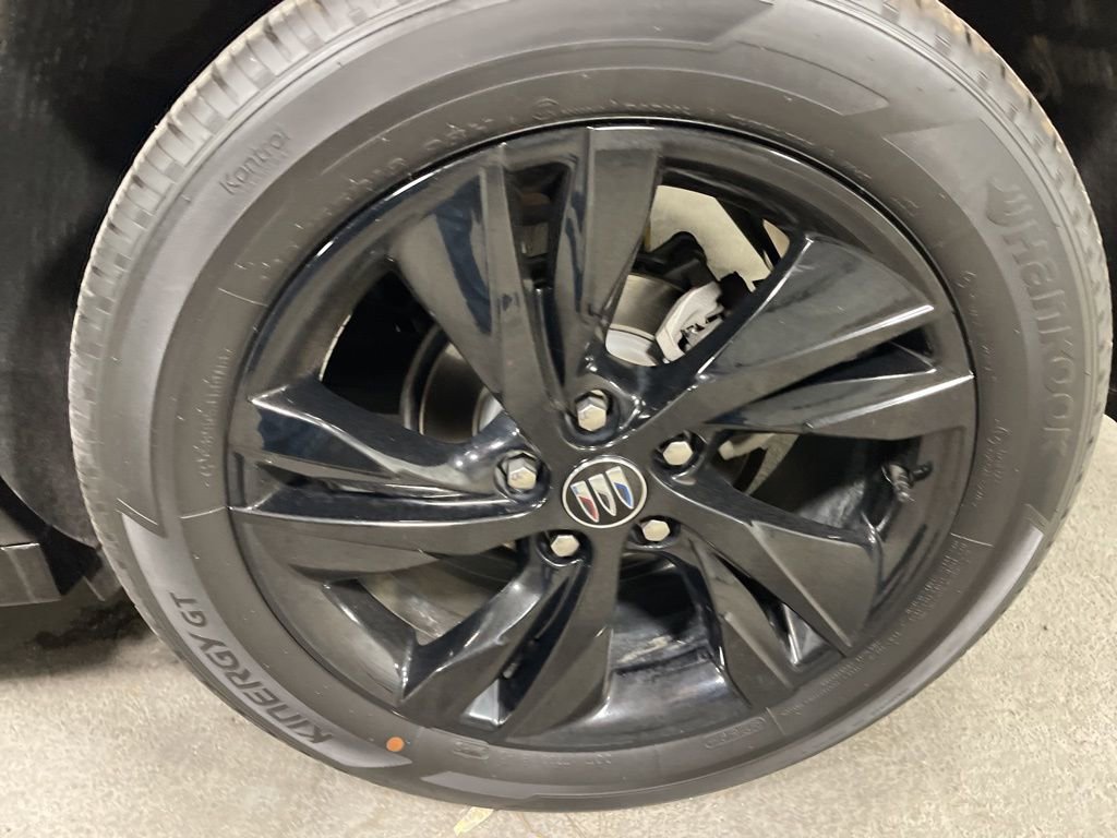 Used 2024 Buick Encore GX Sport Touring w/ Comfort Package image 41