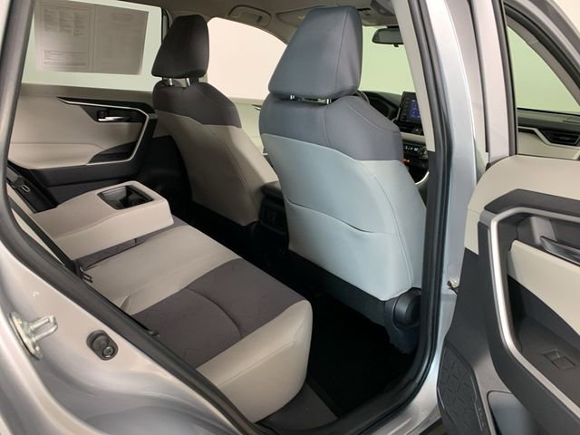 Used 2020 Toyota RAV4 XLE w/ All Weather Liner Package image 35