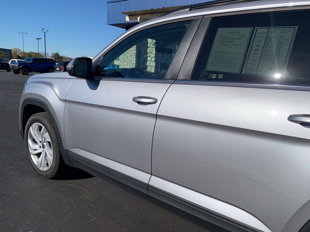 Used 2023 Volkswagen Atlas SE AWD/4WD image 12