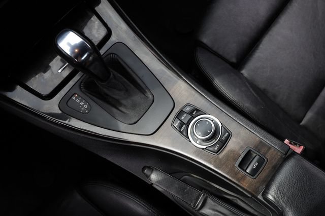 Used 2013 BMW 335i Convertible RWD image 38