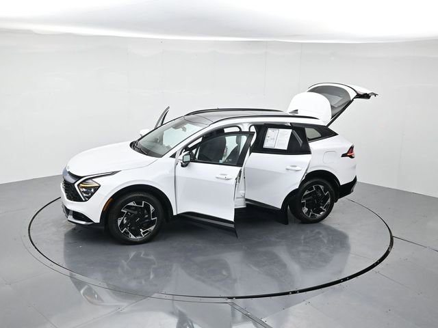 Used 2025 Kia Sportage SX image 48
