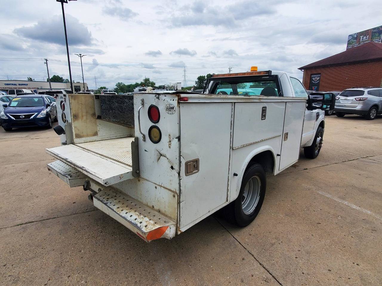Used 2009 Ford F350 XL RWD image 7