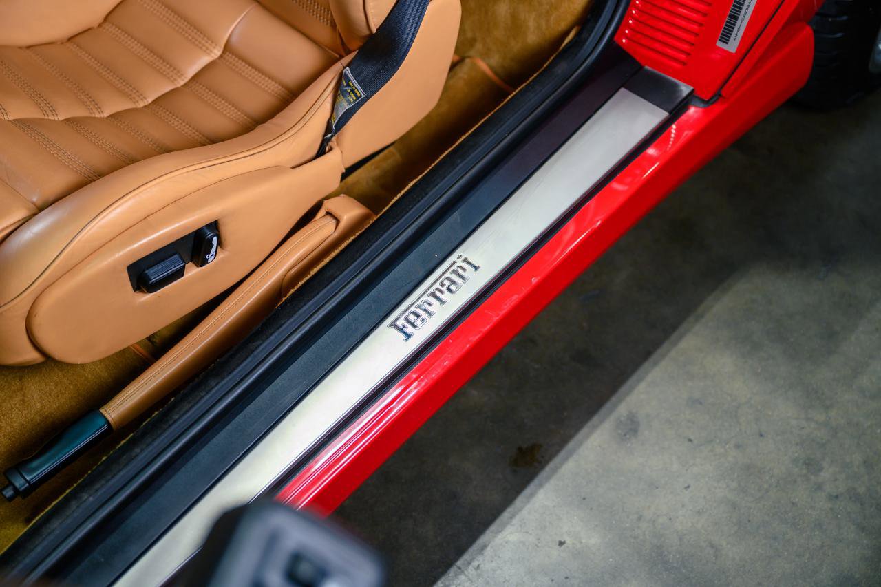 Used 1999 Ferrari 550 Maranello Coupe image 38