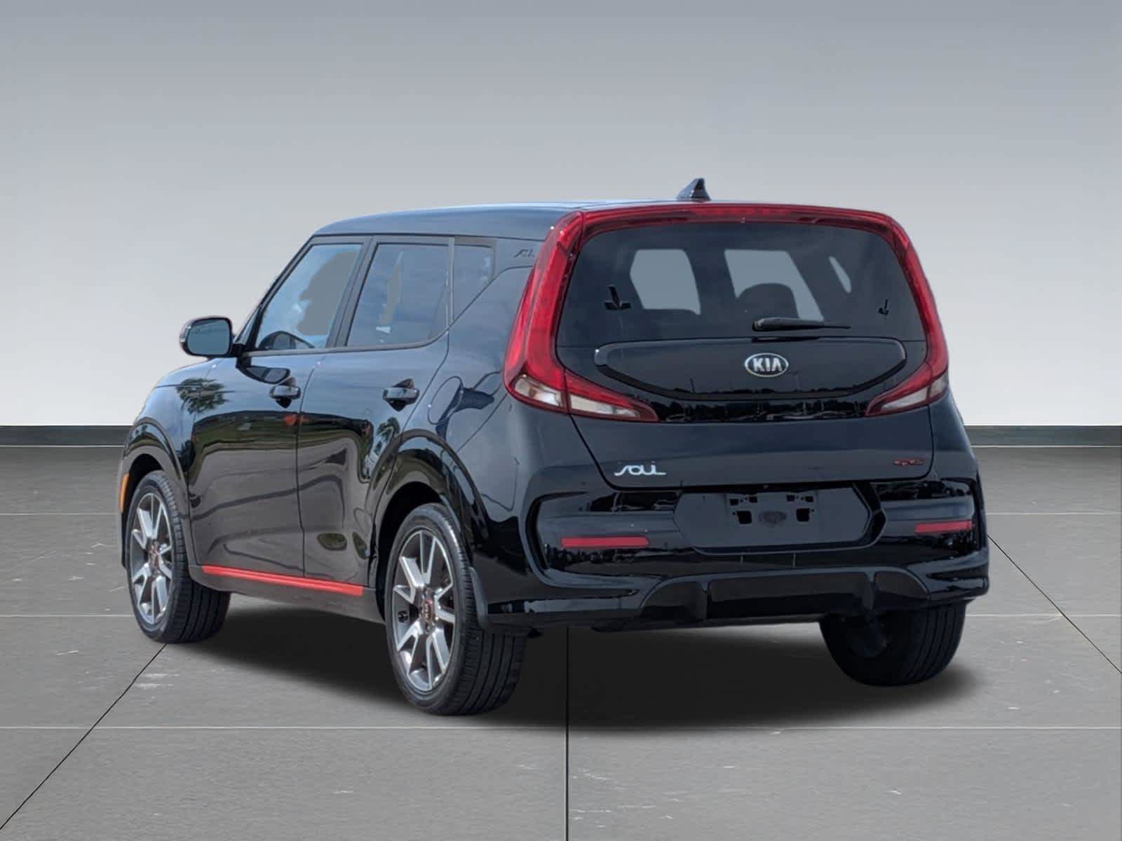 Used 2021 Kia Soul GT-Line FWD image 3