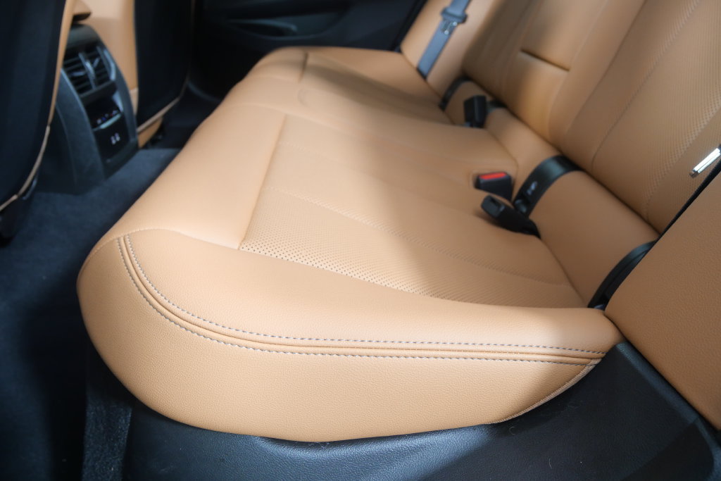 Used 2026 BMW M340i RWD image 16