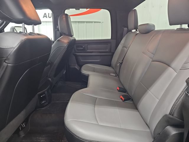 Used 2024 RAM 3500 Tradesman w/ Chrome Appearance Group AWD/4WD image 33