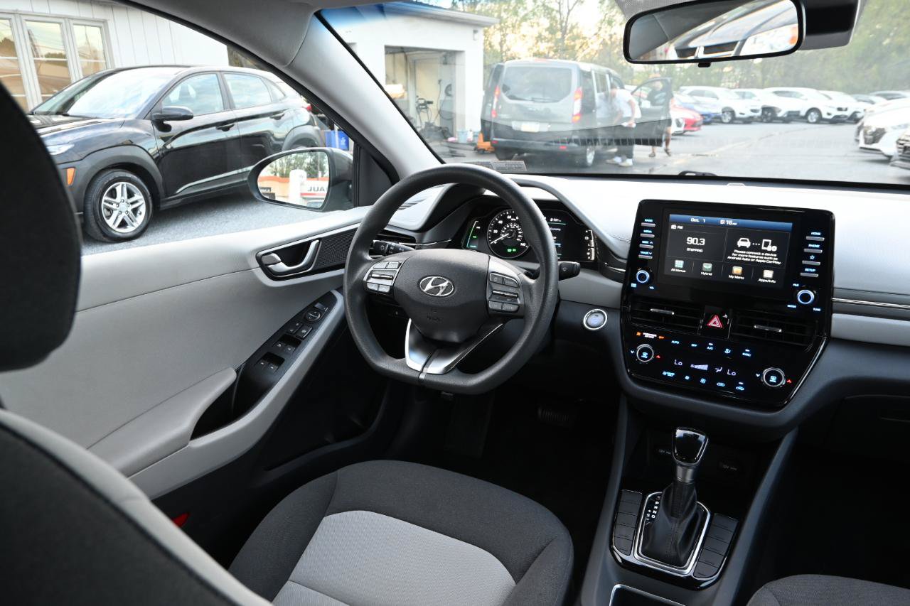Used 2020 Hyundai Ioniq Blue FWD image 26