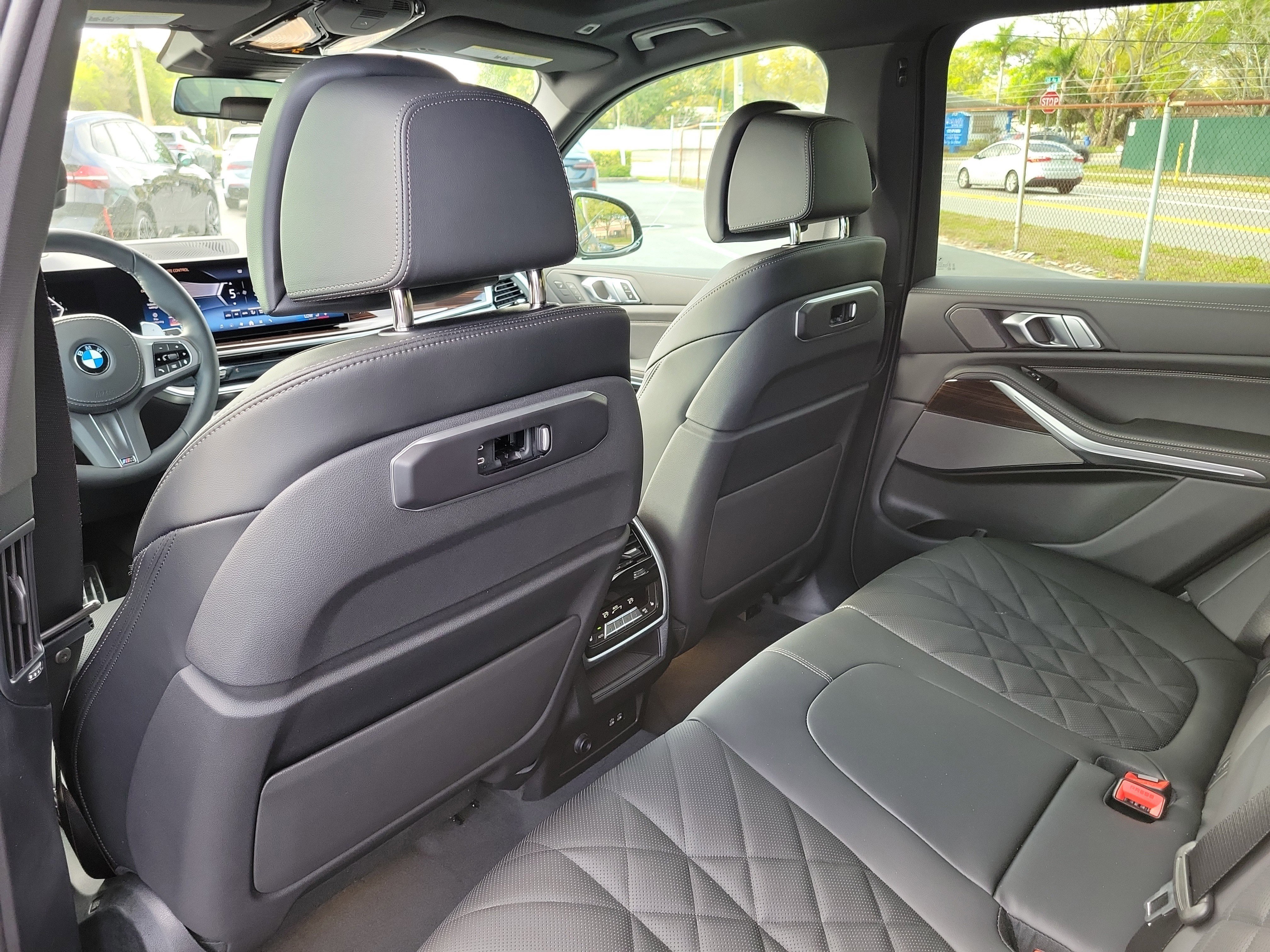 New 2026 BMW X5 sDrive40i w/ M Sport Package image 9