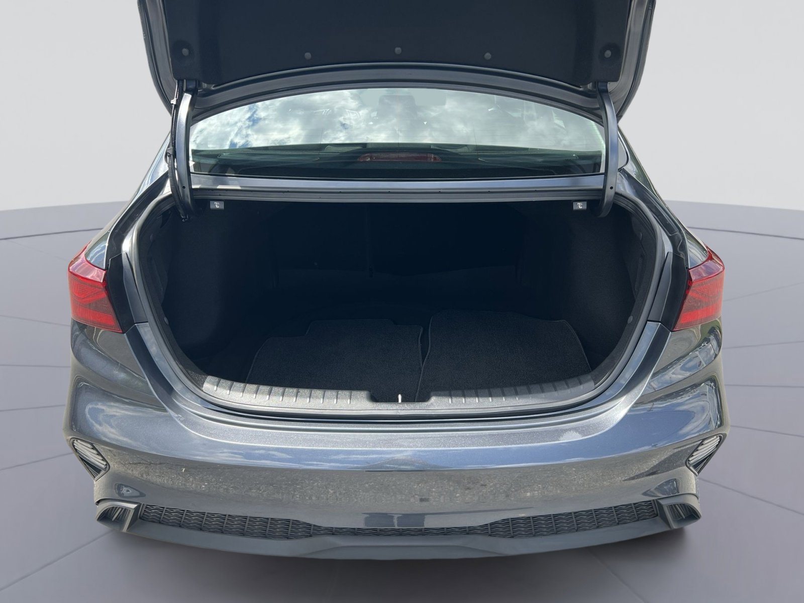 Used 2023 Kia Forte LXS FWD image 23
