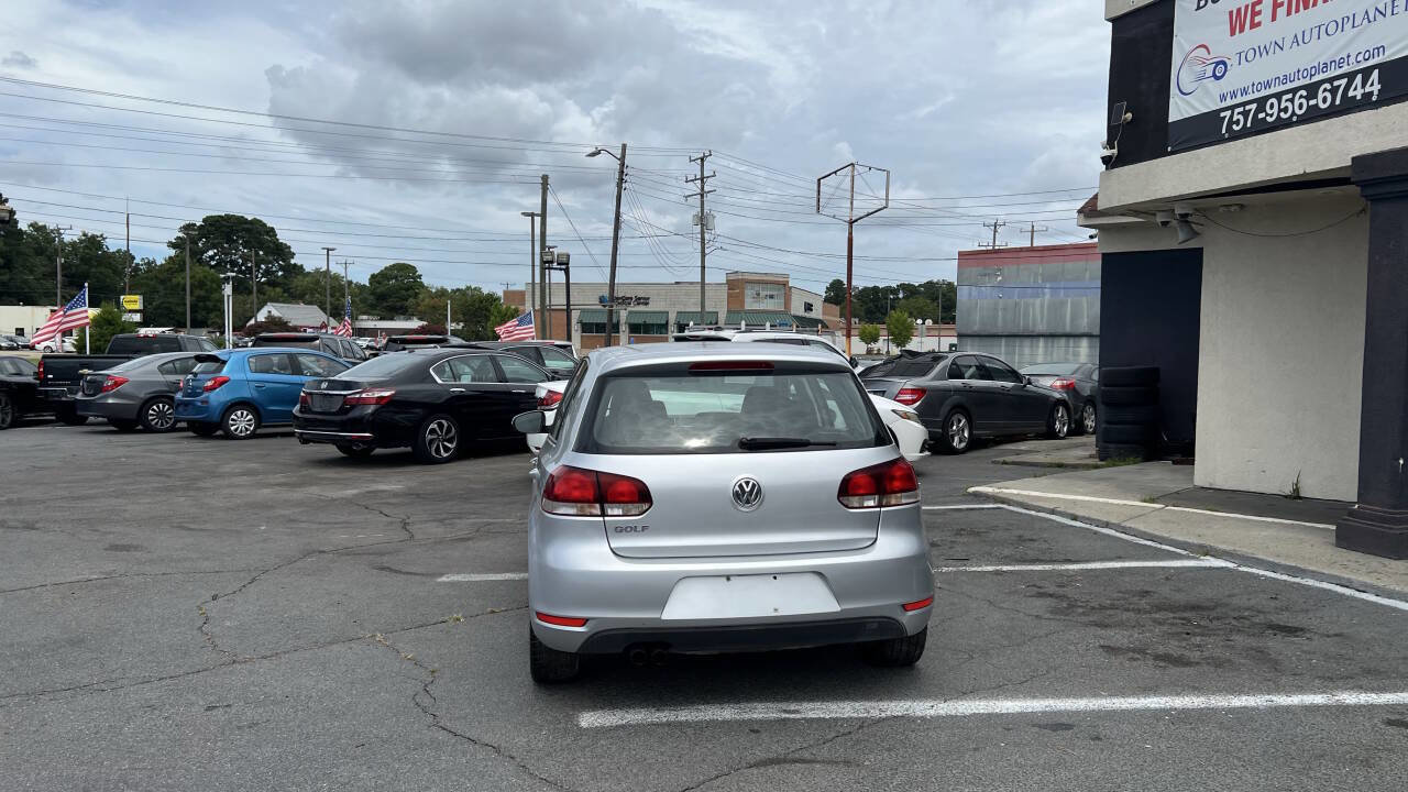 Used 2013 Volkswagen Golf 4-Door image 13