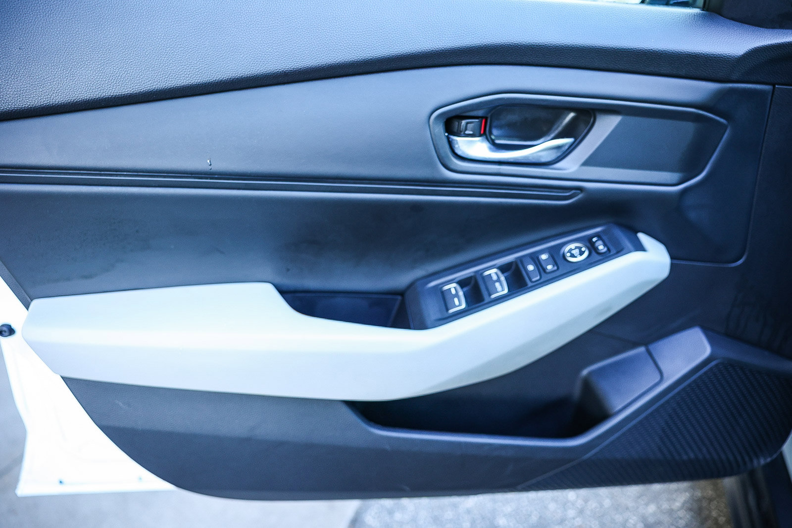 Used 2024 Honda Accord EX image 27