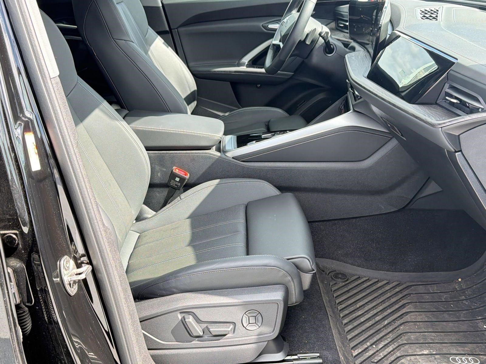 Certified 2025 Audi Q5 Premium Plus w/ Premium Plus AWD/4WD image 29