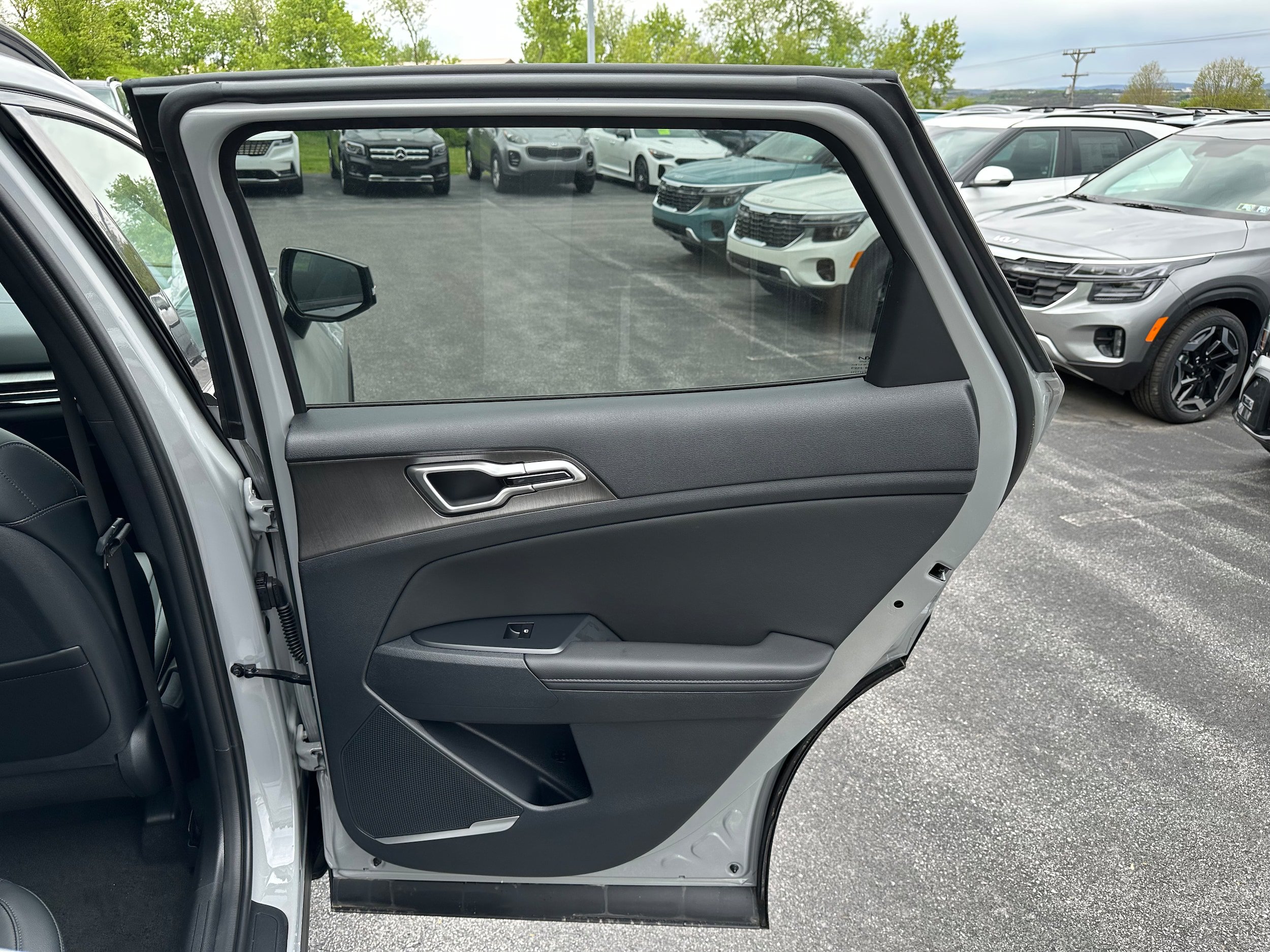 New 2026 Kia Sportage X-Line w/ X-Line Premium Package AWD/4WD image 21