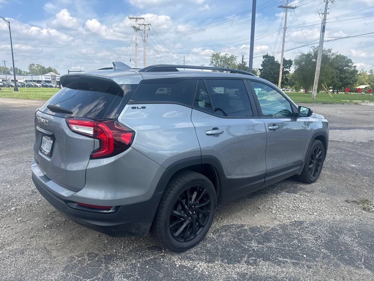 Certified 2024 GMC Terrain SLE w/ Driver Convenience Package FWD image 6