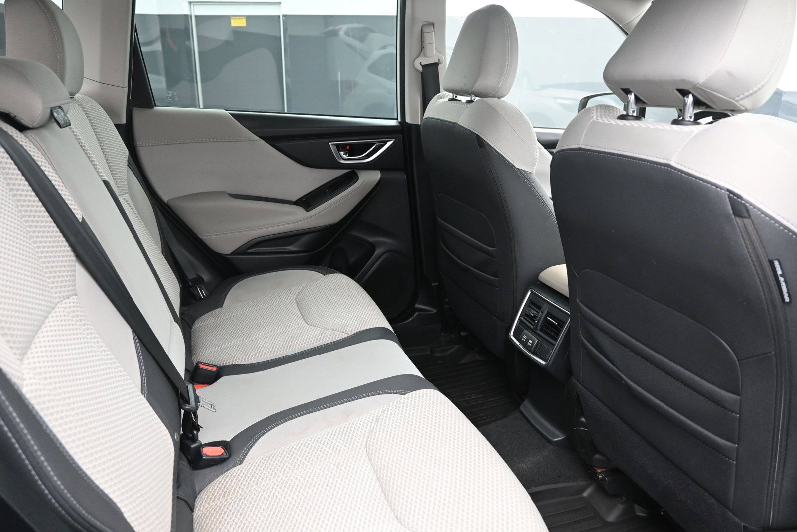 Used 2021 Subaru Forester Premium AWD/4WD image 25