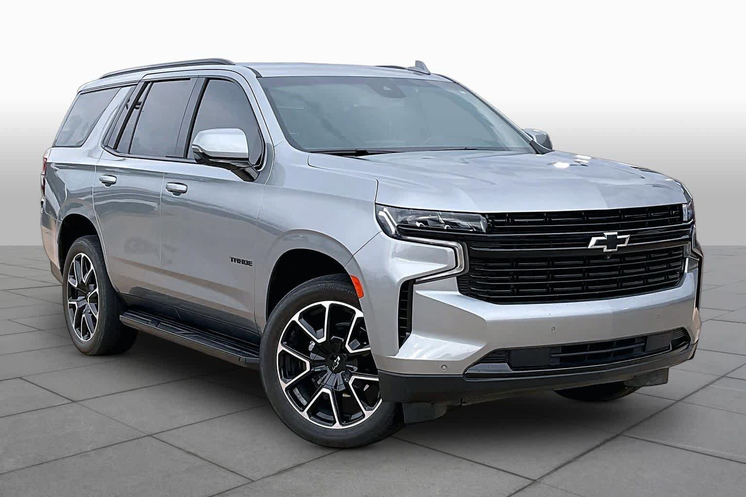 Used 2024 Chevrolet Tahoe RST w/ Luxury Package AWD/4WD image 2