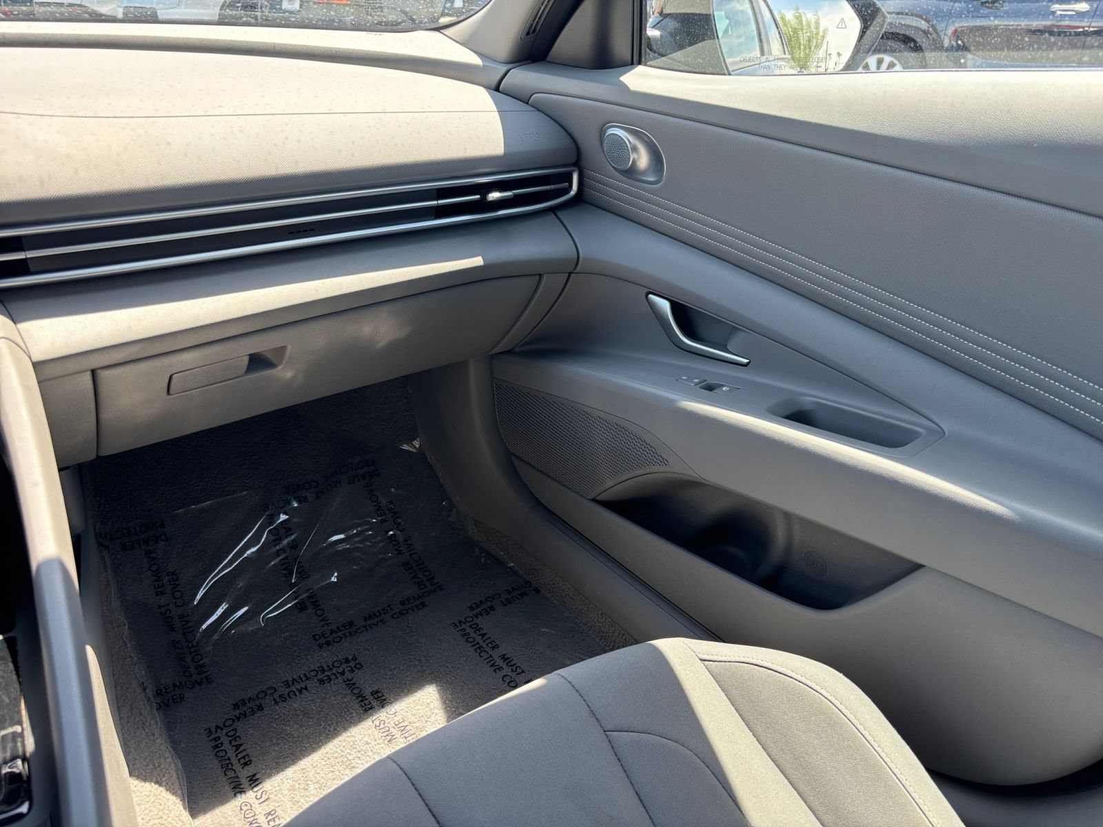 Used 2026 Hyundai Elantra Sport FWD image 34