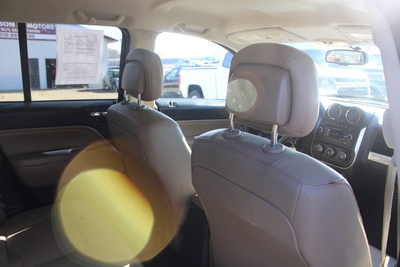 Used 2014 Jeep Compass Latitude image 10