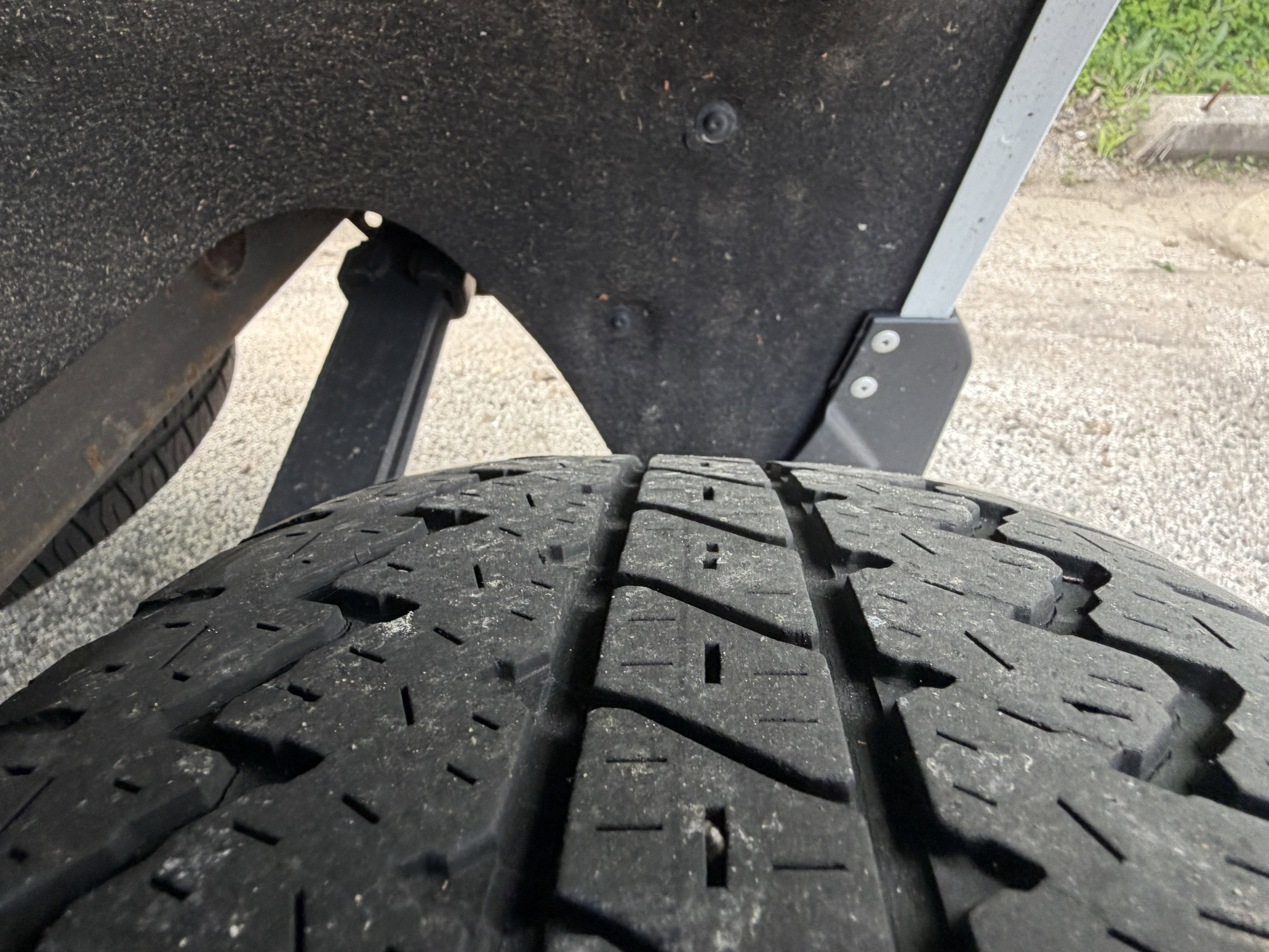 Used 2021 Chevrolet Silverado 1500 LT w/ Bed Protection Package AWD/4WD image 18