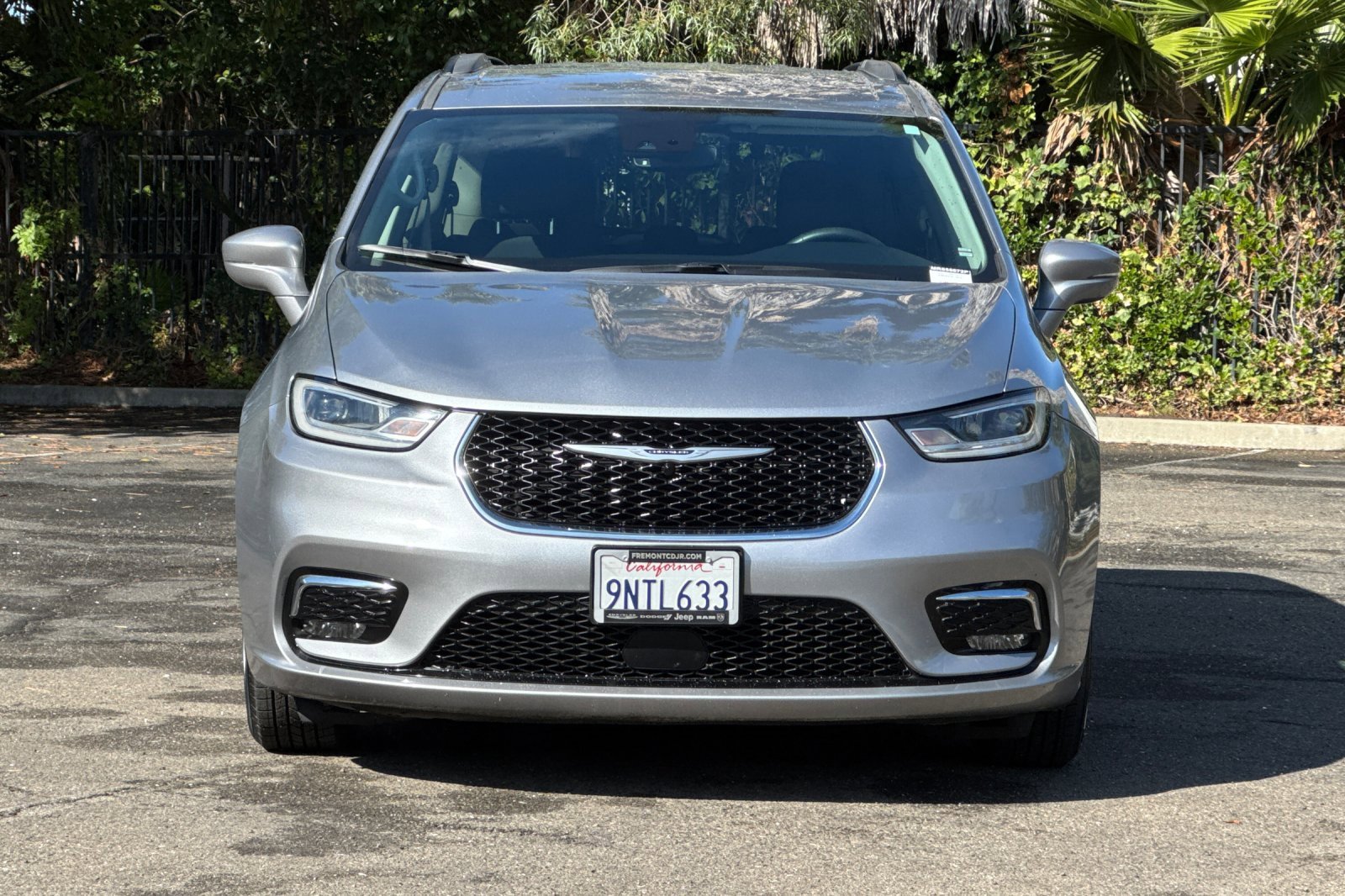 Used 2021 Chrysler Pacifica Touring image 8