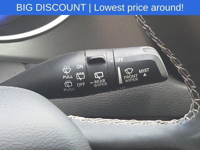 Used 2022 Chrysler Pacifica Touring-L FWD image 47