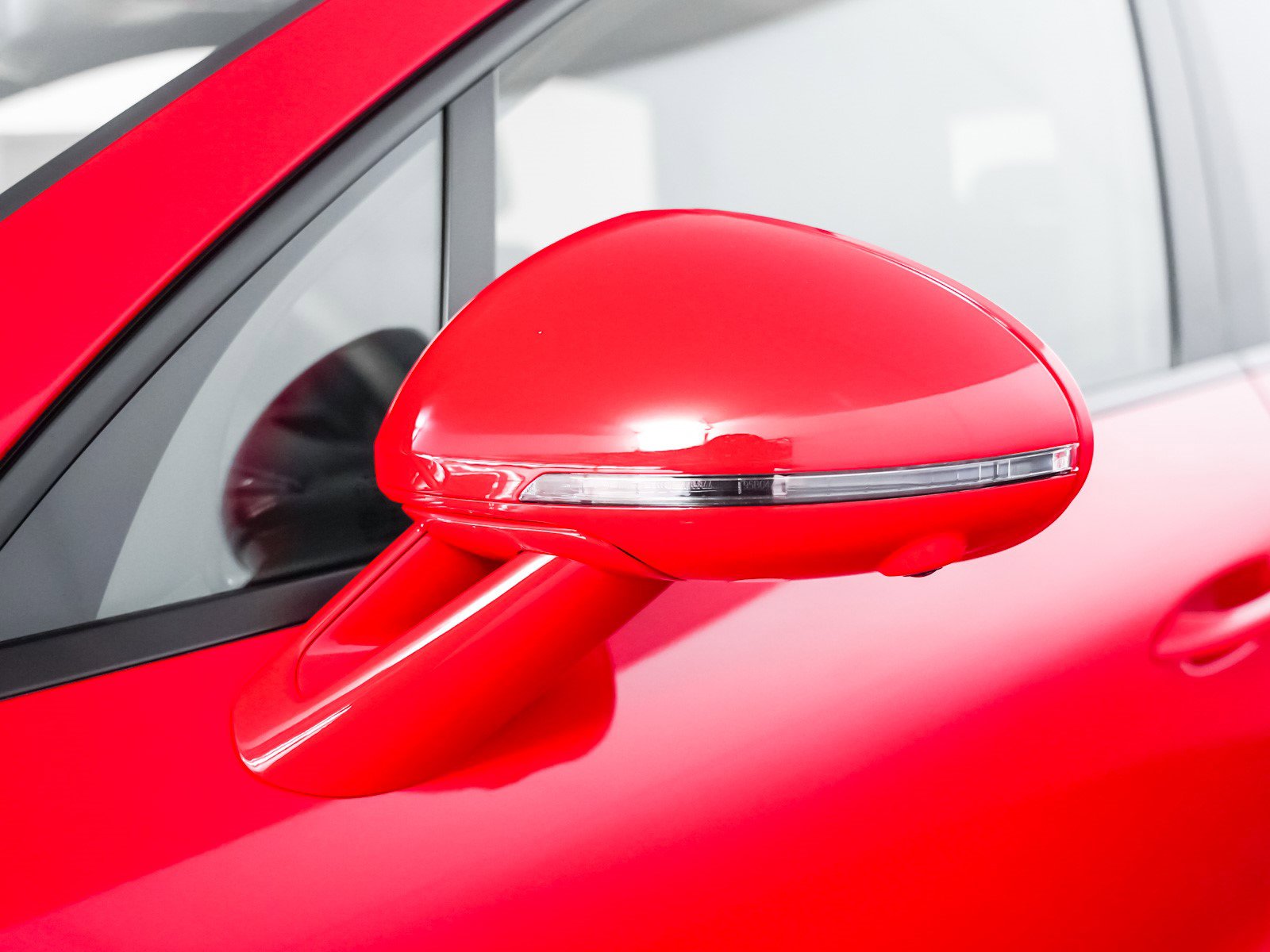 New 2026 Porsche Macan image 27