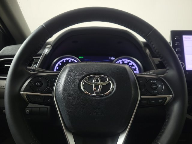 Used 2023 Toyota Camry XLE FWD image 25
