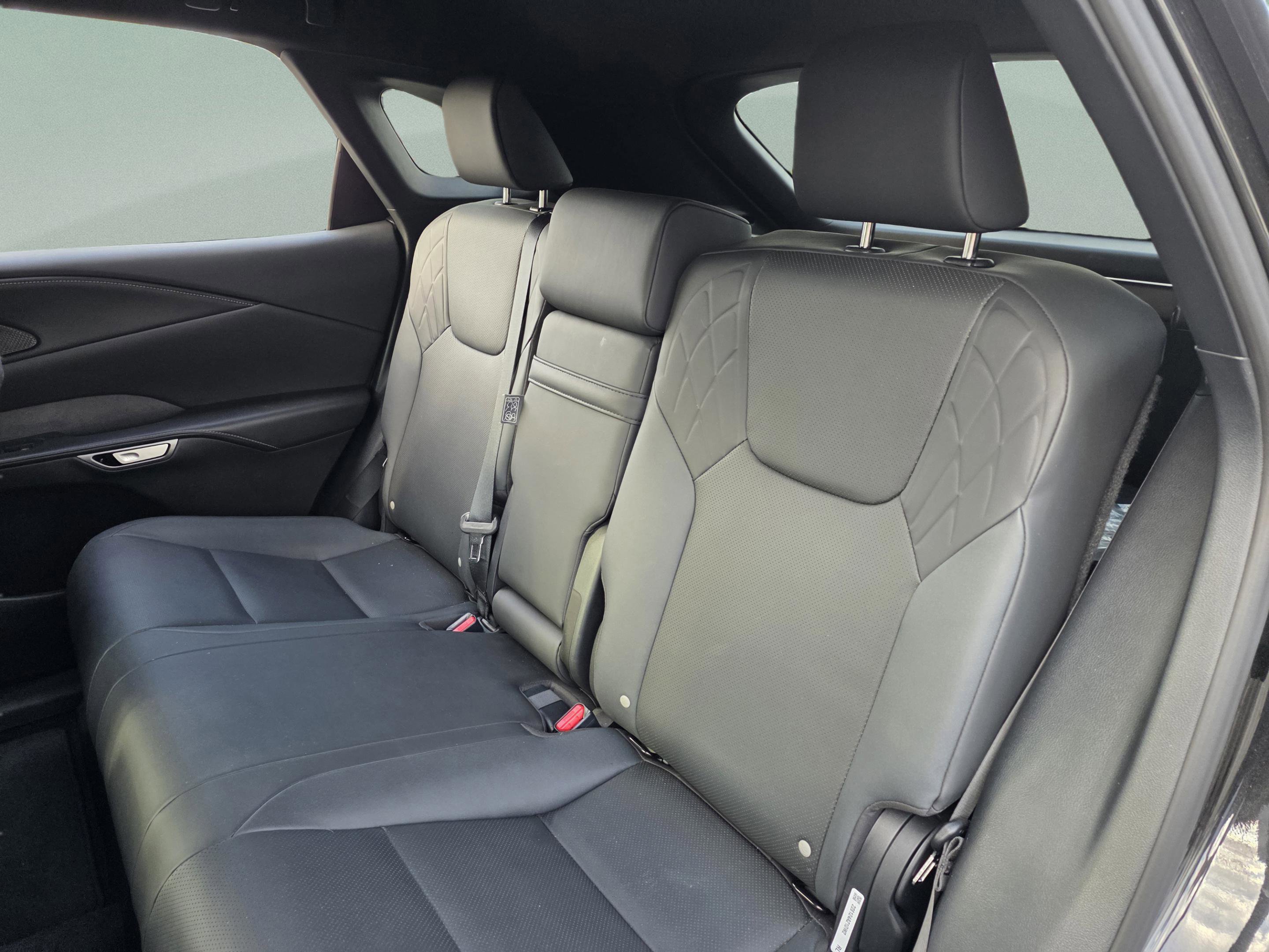 Used 2024 Lexus RX 350 FWD w/ Technology Package image 22