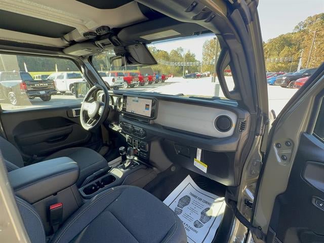 New 2027 Jeep Gladiator Sport AWD/4WD image 35
