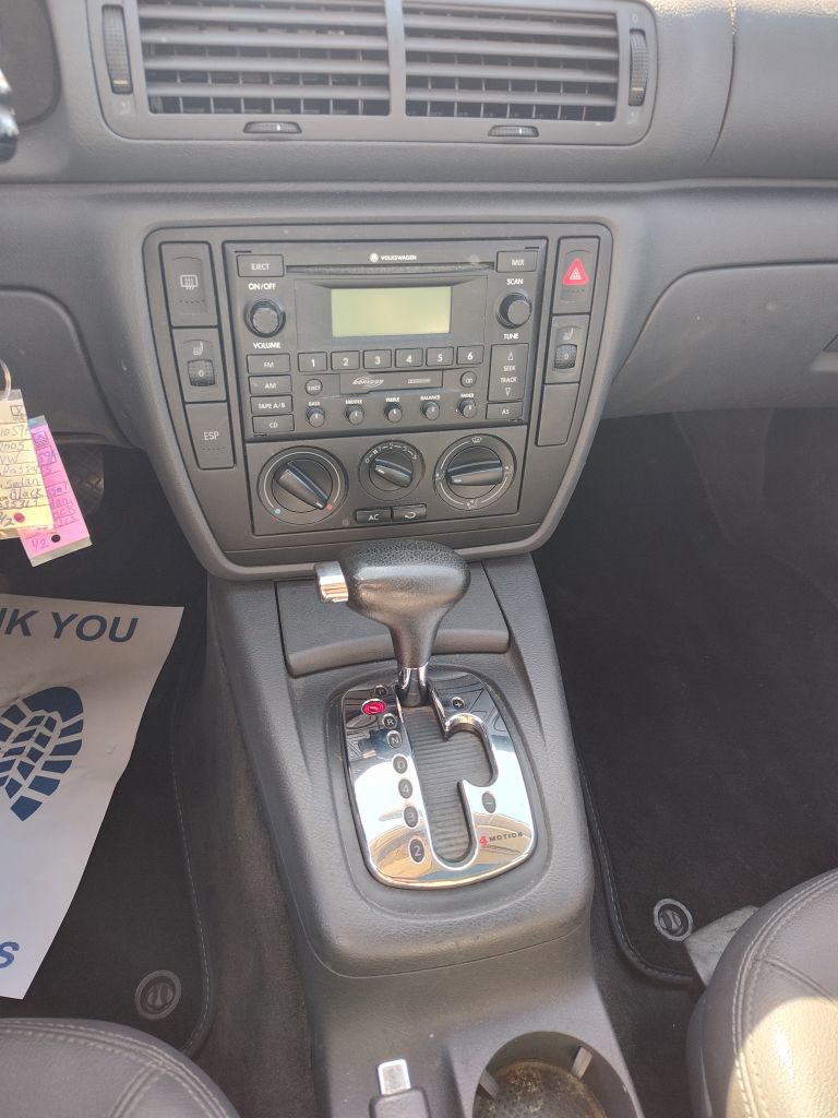 Used 2005 Volkswagen Passat GLS image 8