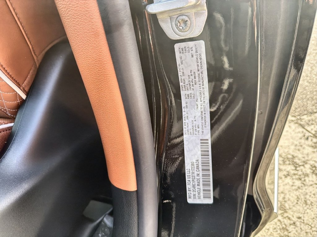 Used 2026 Chrysler Pacifica Pinnacle FWD image 30