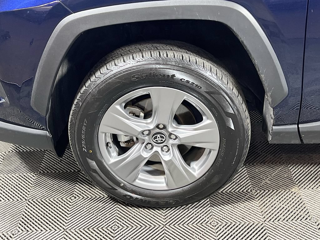 Certified 2025 Toyota RAV4 XLE AWD/4WD image 26