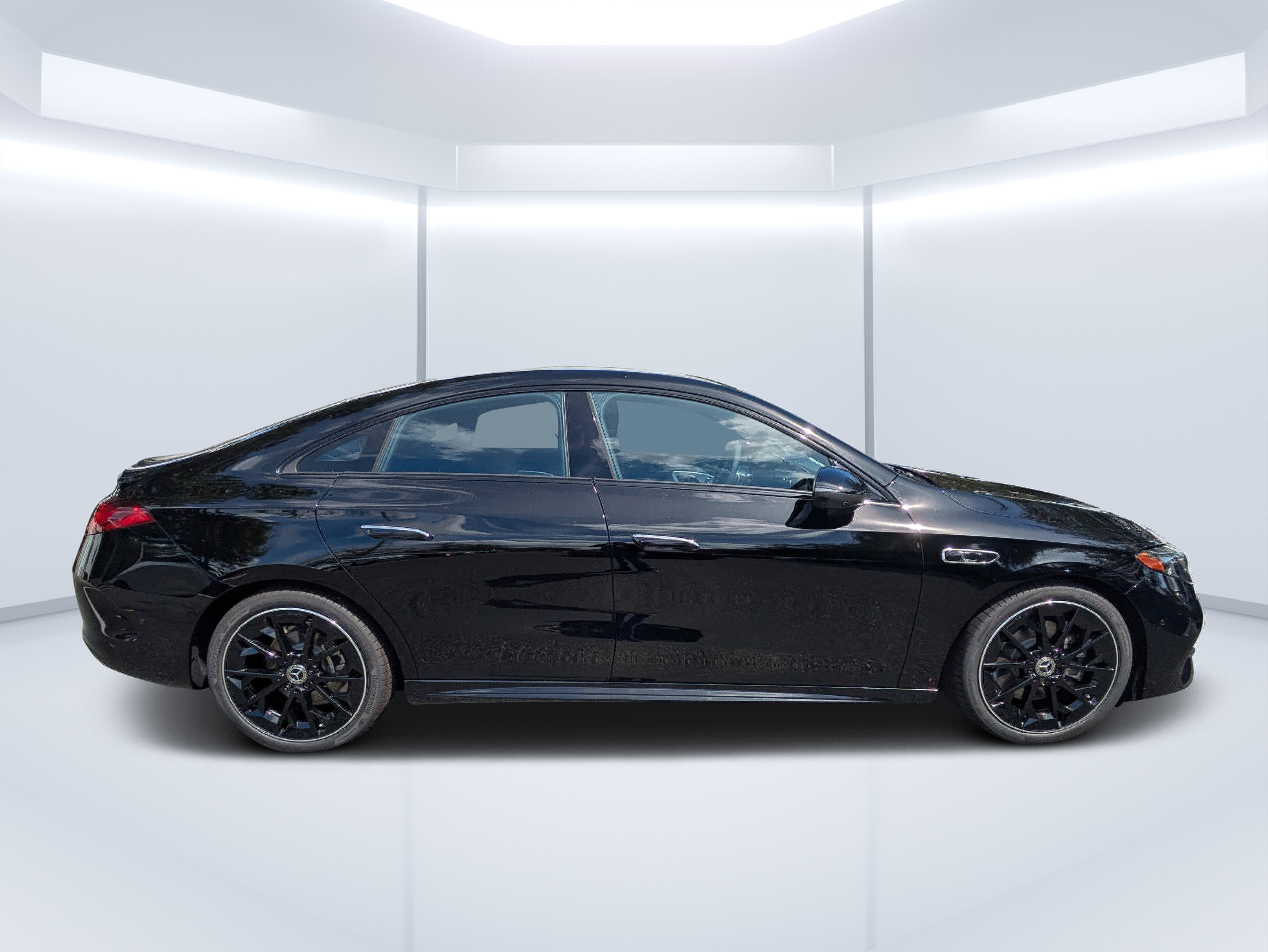 New 2027 Mercedes-Benz CLA 220 image 2